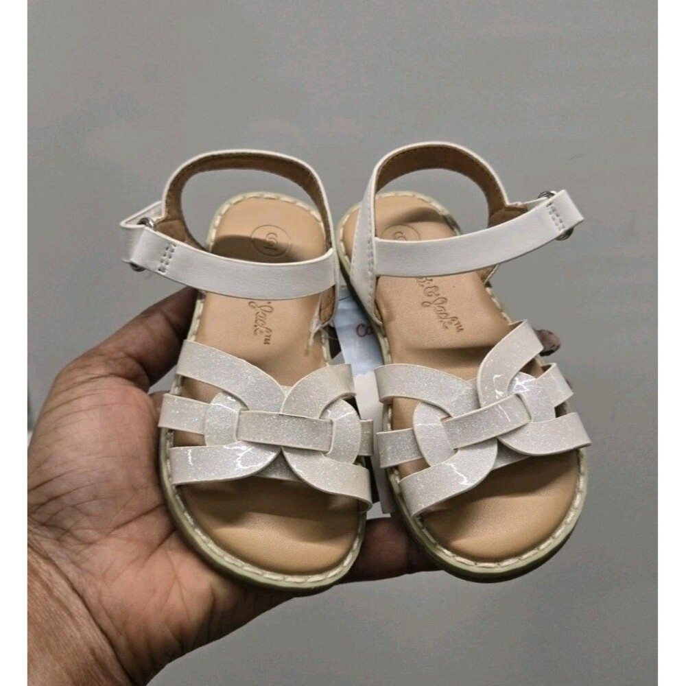 Cat & Jack Girls' Everleigh Open Toe Adjustable Strap Sandals Creme New